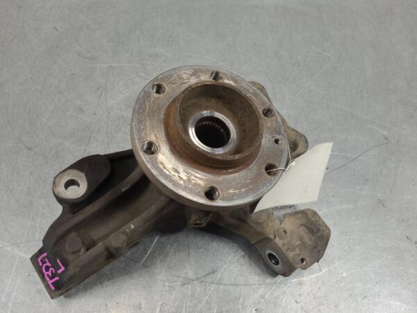 MERCEDES SPRINTER 2018-2026 LEFT FRONT HUB ASSEMBLY VS30, AWD, 05/18- - Image 3